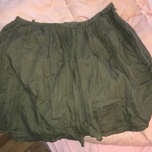 Army green pleated skirt